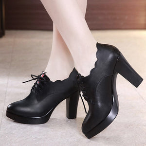 Women's Small Size Lace Up Booties DS392