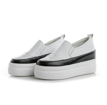 Womens Small Size Thick Sole Leather Trainers SS160