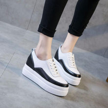 Small Feet Thick Sole Fashion Sneakers SS191