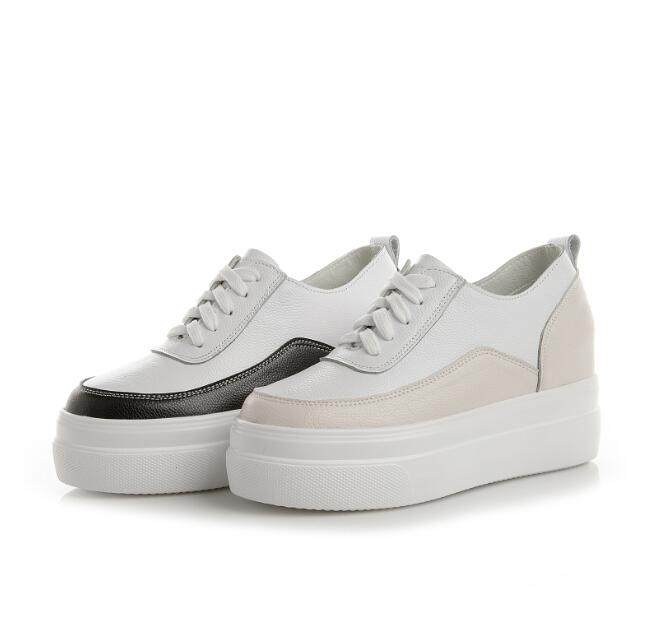 Small Feet Thick Sole Fashion Sneakers SS191